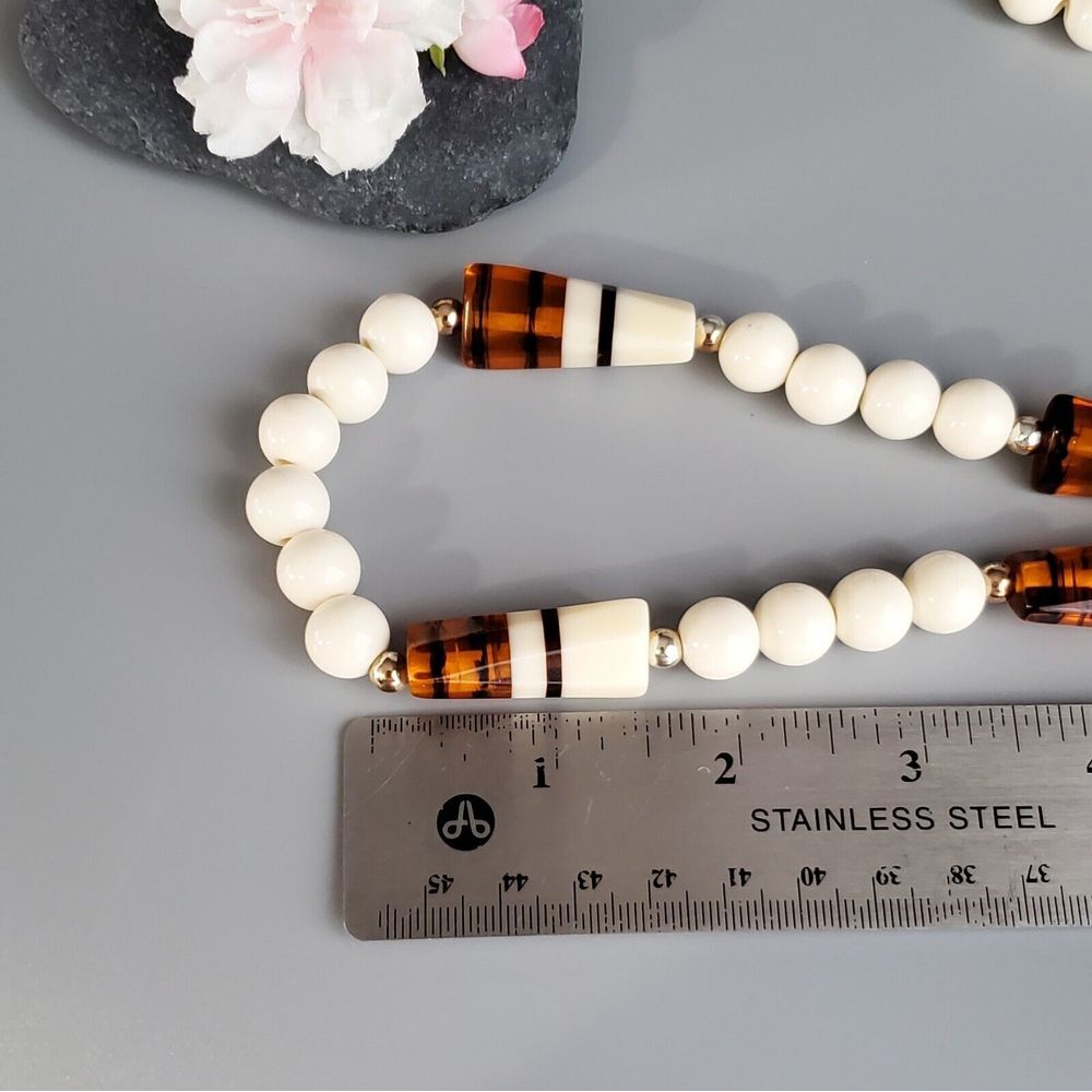 Vintage Rootbeer Lucite Beads Long Necklace 30" Inches Vintage Plastic RARE - Picture 4 of 13